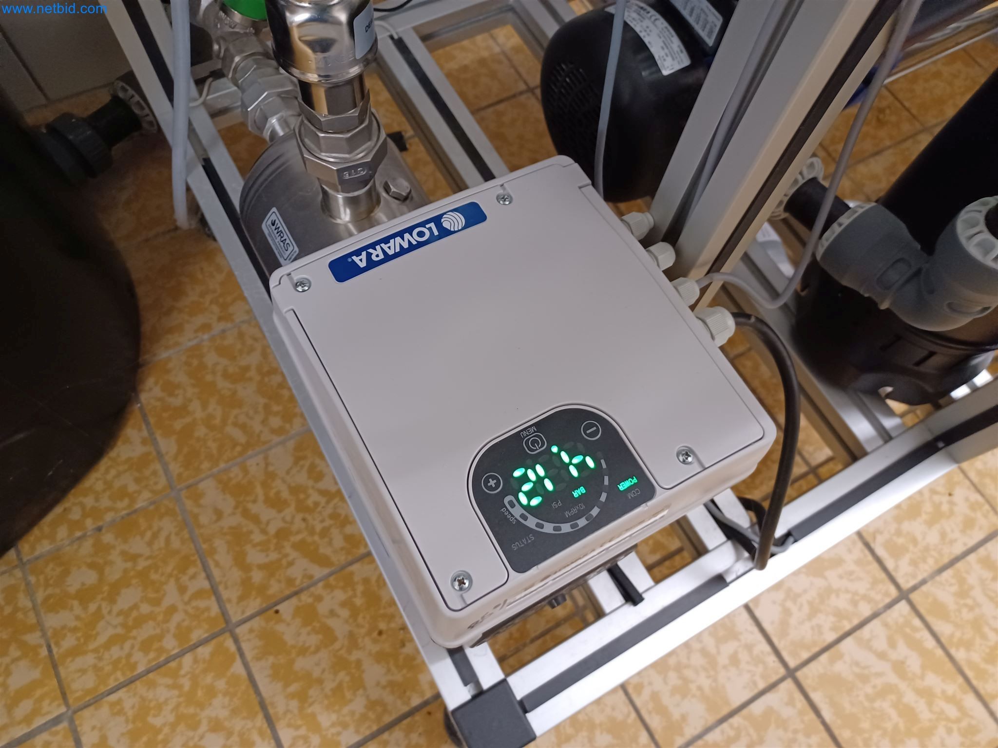 Laboratory equipment / Extensive storage technology and inventories / Osmosis systems and much more.-12