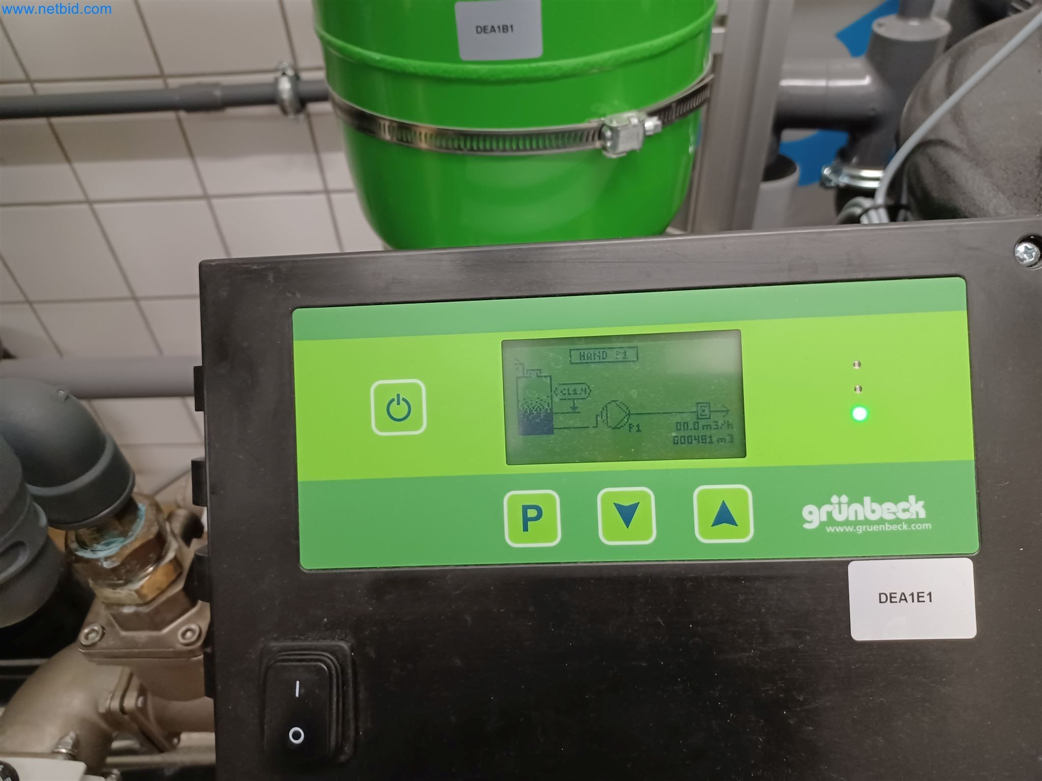 Laboratory equipment / Extensive storage technology and inventories / Osmosis systems and much more.-6