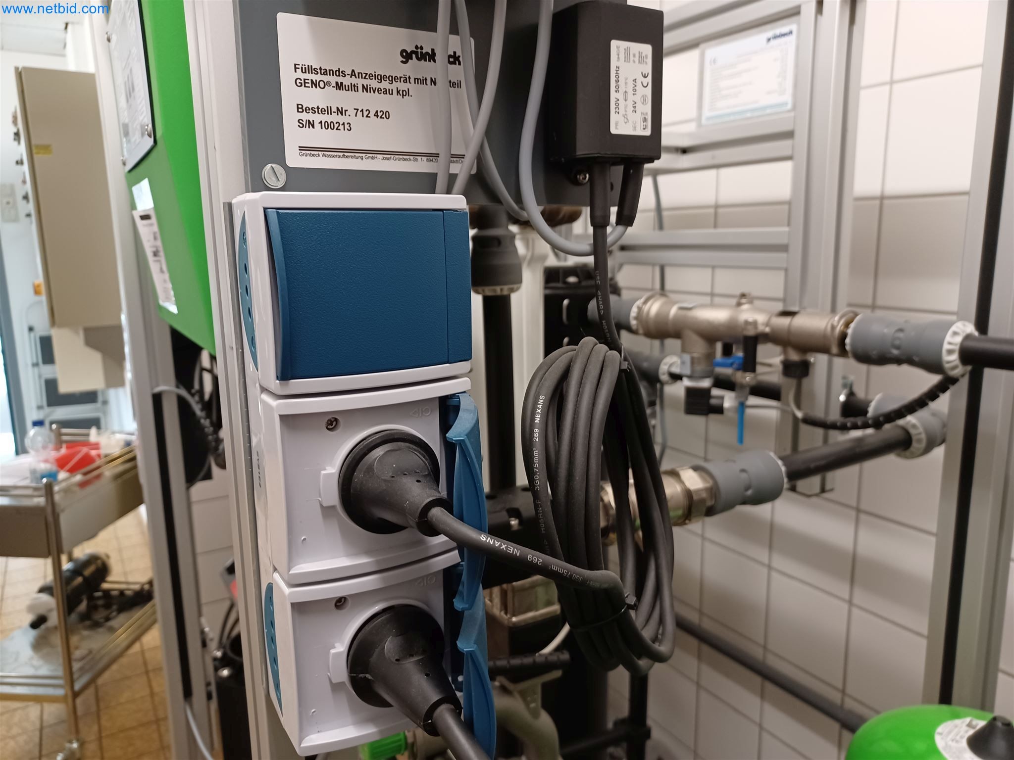 Laboratory equipment / Extensive storage technology and inventories / Osmosis systems and much more.-8