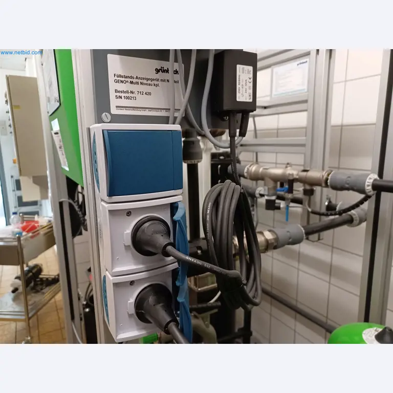 Laboratory equipment / Extensive storage technology and inventories / Osmosis systems and much more.-8