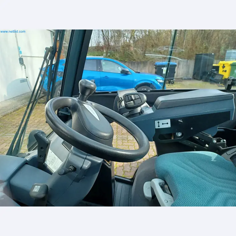 Laboratory equipment / Extensive storage technology and inventories / Osmosis systems and much more.-10