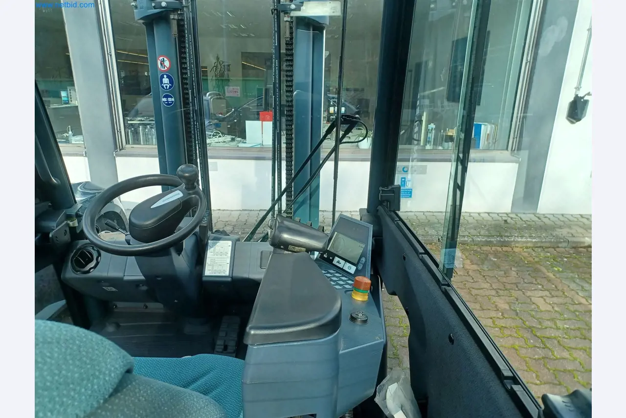 Laboratory equipment / Extensive storage technology and inventories / Osmosis systems and much more.-14