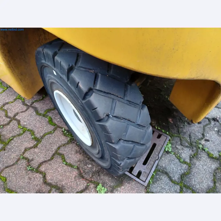 Laboratory equipment / Extensive storage technology and inventories / Osmosis systems and much more.-8