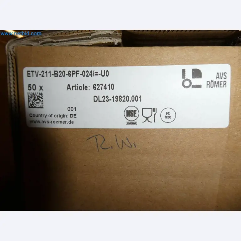 Laboratory equipment / Extensive storage technology and inventories / Osmosis systems and much more.-3