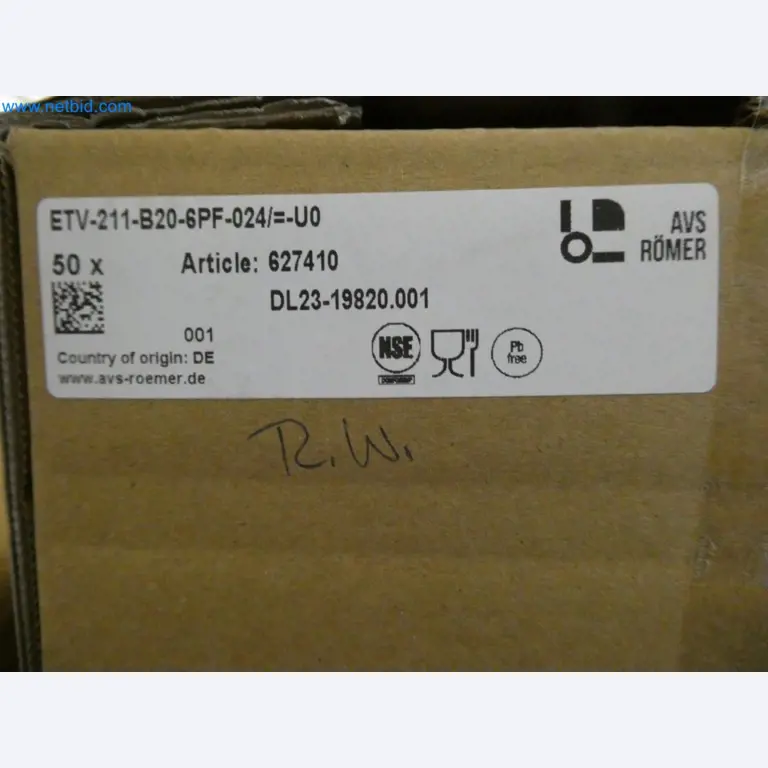 Laboratory equipment / Extensive storage technology and inventories / Osmosis systems and much more.-4