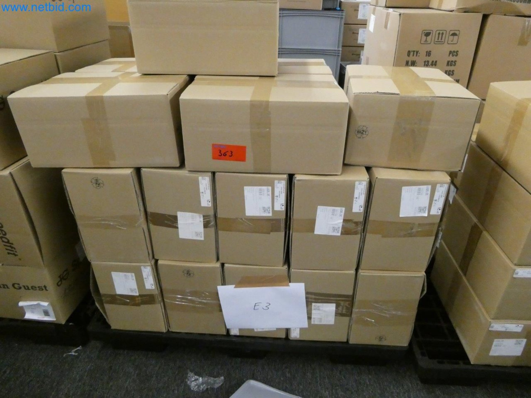 Laboratory equipment / Extensive storage technology and inventories / Osmosis systems and much more.-5