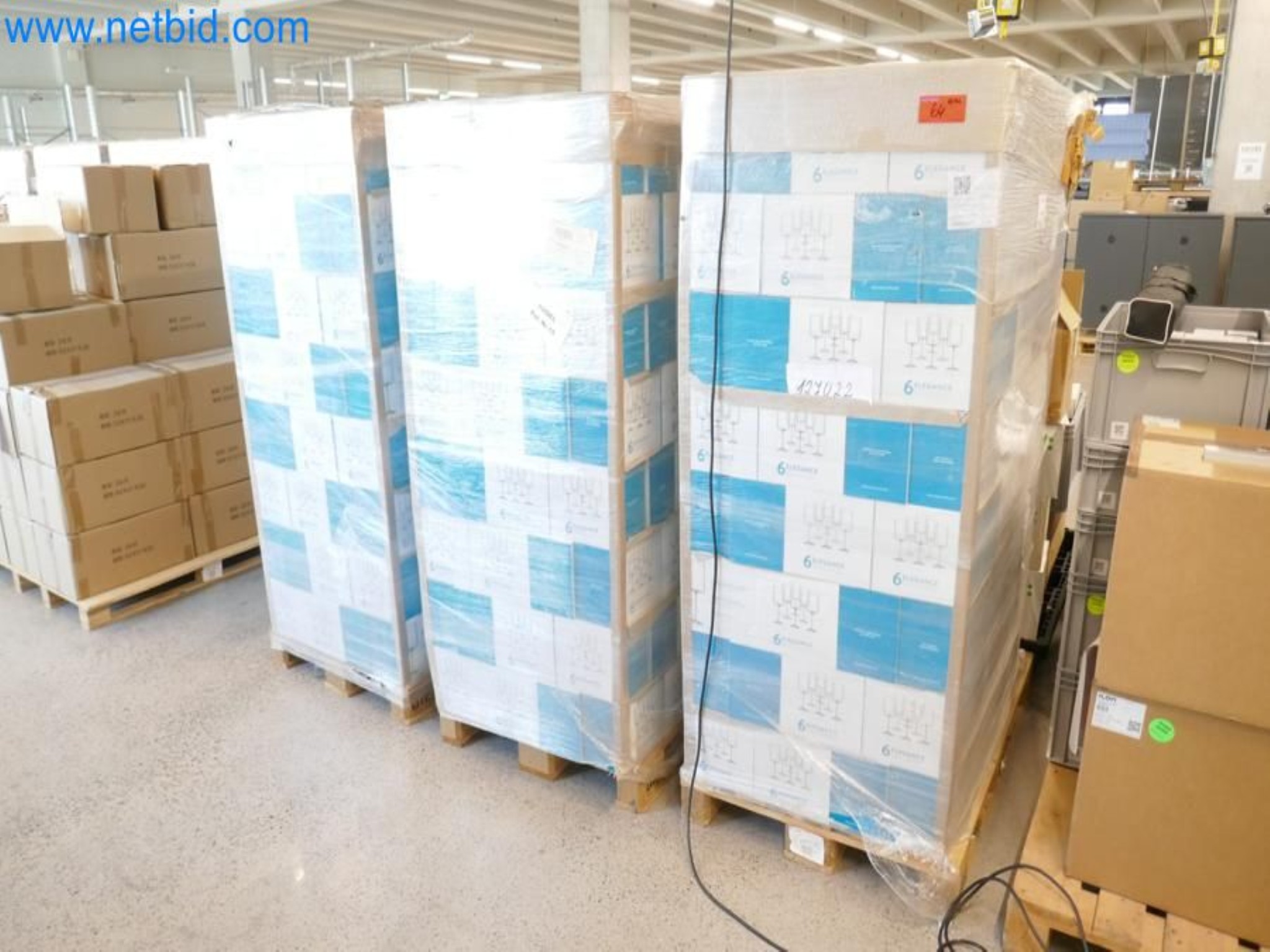 Laboratory equipment / Extensive storage technology and inventories / Osmosis systems and much more.-2