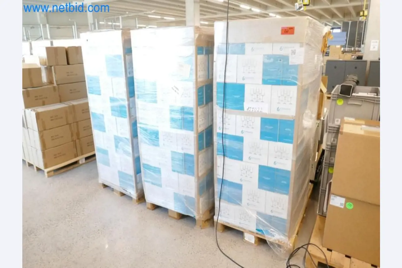 Laboratory equipment / Extensive storage technology and inventories / Osmosis systems and much more.-2