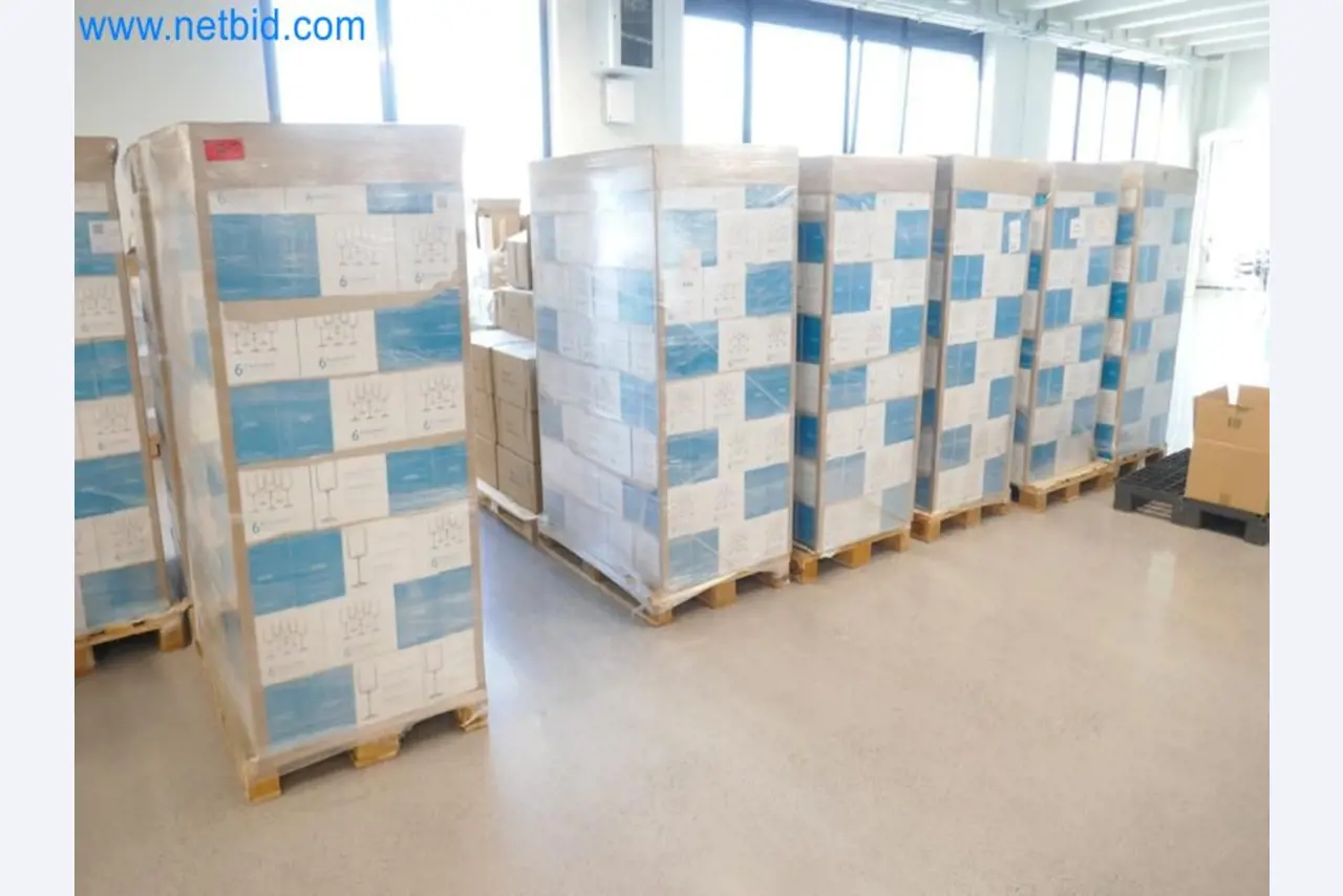 Laboratory equipment / Extensive storage technology and inventories / Osmosis systems and much more.-3