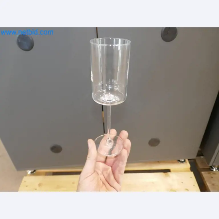 Laboratory equipment / Extensive storage technology and inventories / Osmosis systems and much more.-4