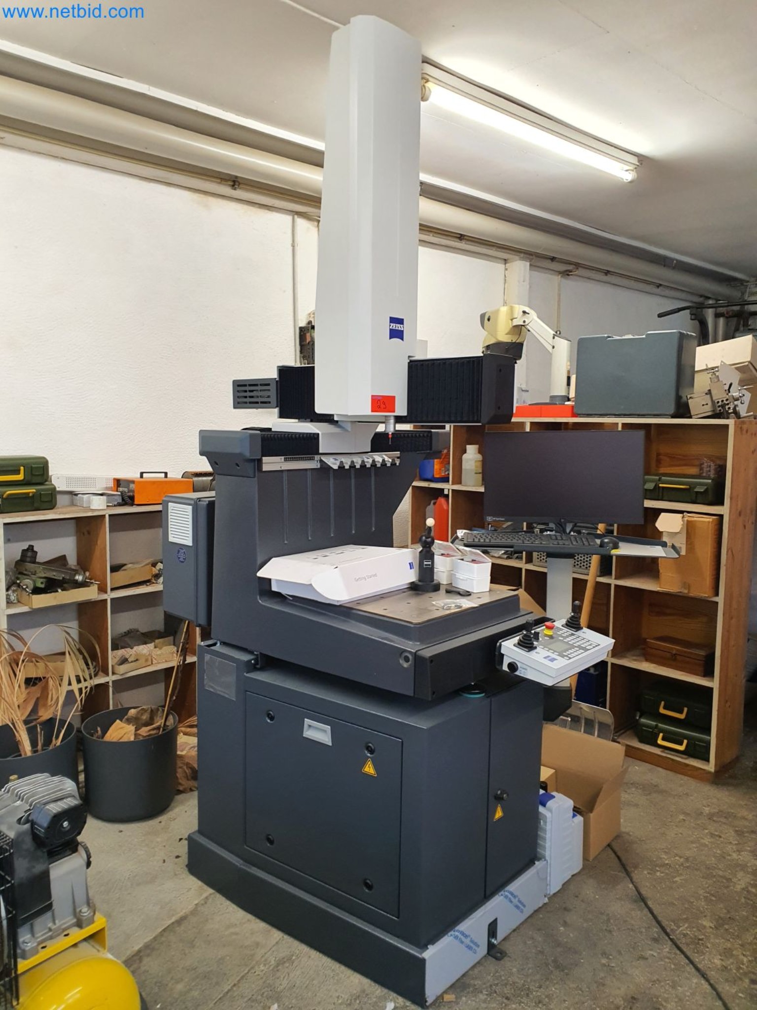 Maszyny z sektora obróbki metali i technologii powierzchni-2