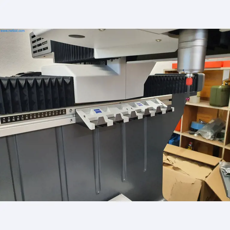 Maszyny z sektora obróbki metali i technologii powierzchni-9