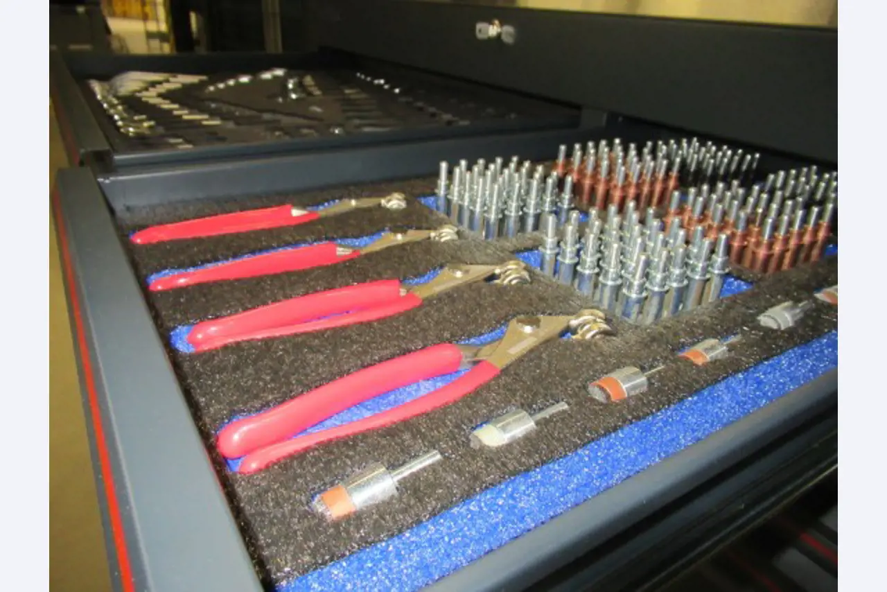 LILIUM eAircraft GmbH / LILIUM GmbH; máquinas, sistemas de prueba y equipos operativos para la producción de eVTOLs-26