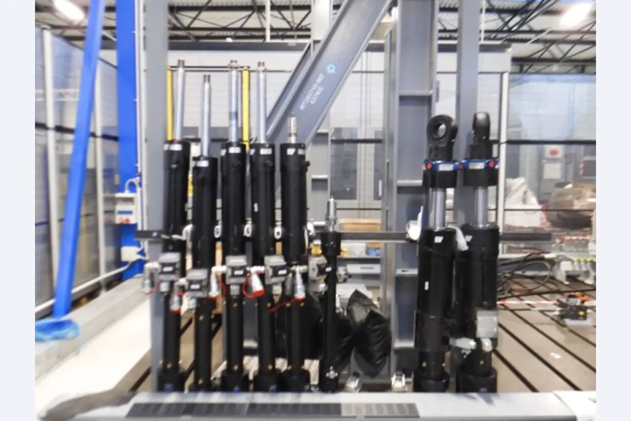 LILIUM eAircraft GmbH / LILIUM GmbH; máquinas, sistemas de prueba y equipos operativos para la producción de eVTOLs-32