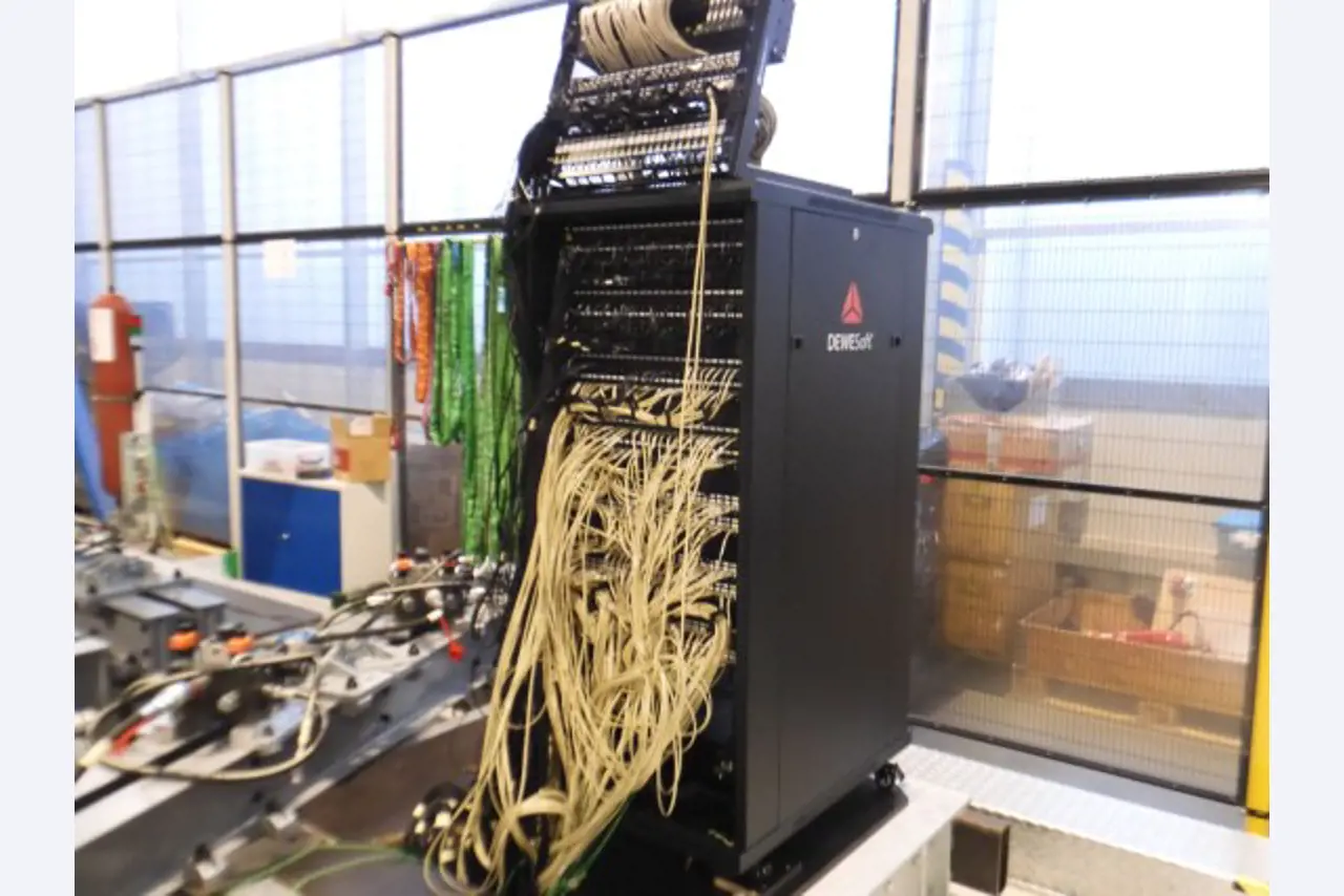 LILIUM eAircraft GmbH / LILIUM GmbH; máquinas, sistemas de prueba y equipos operativos para la producción de eVTOLs-33