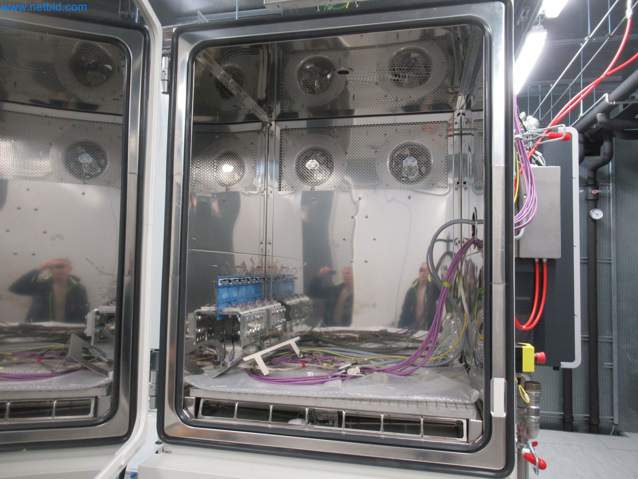 LILIUM eAircraft GmbH / LILIUM GmbH ; machines, installations d'essai et équipements d'exploitation pour la fabrication d'eVTOL-3