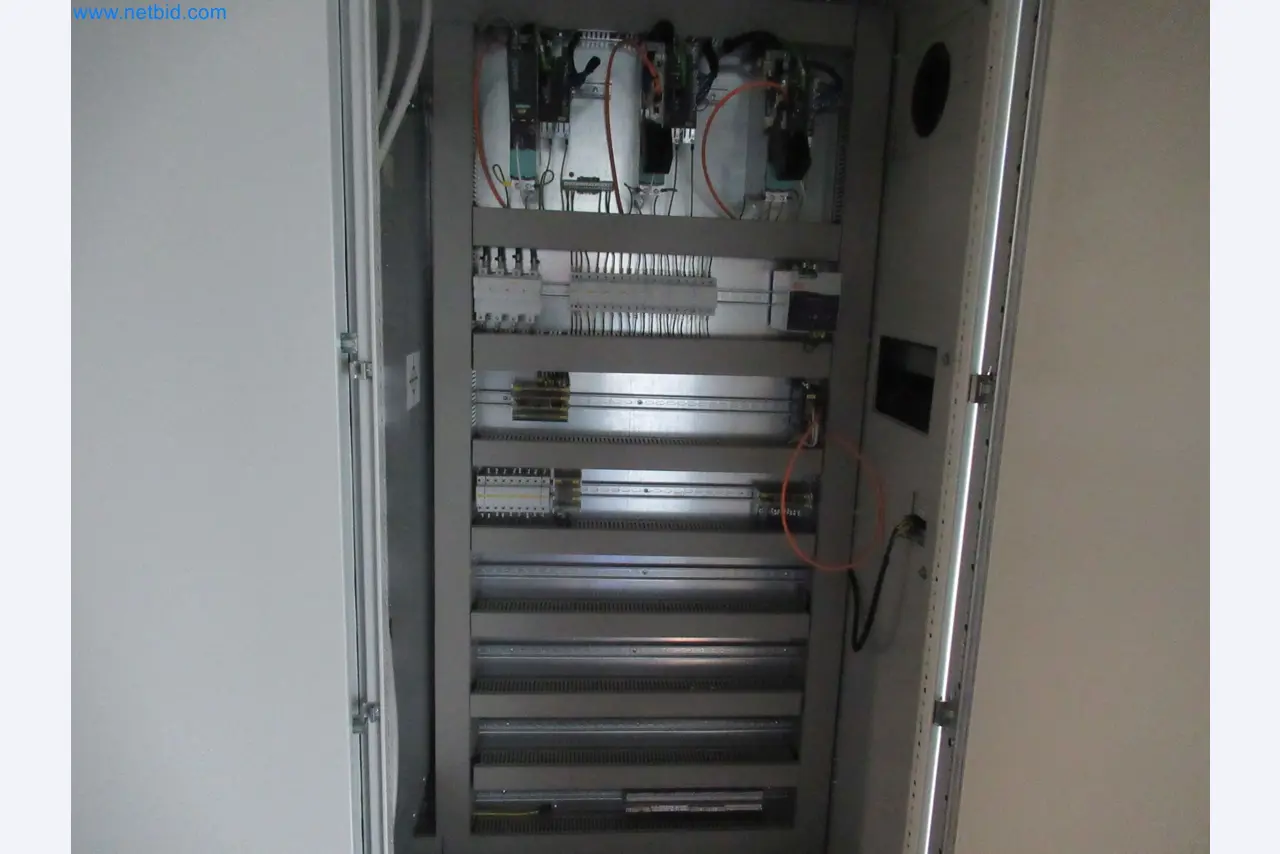 LILIUM eAircraft GmbH / LILIUM GmbH ; machines, installations d'essai et équipements d'exploitation pour la fabrication d'eVTOL-3