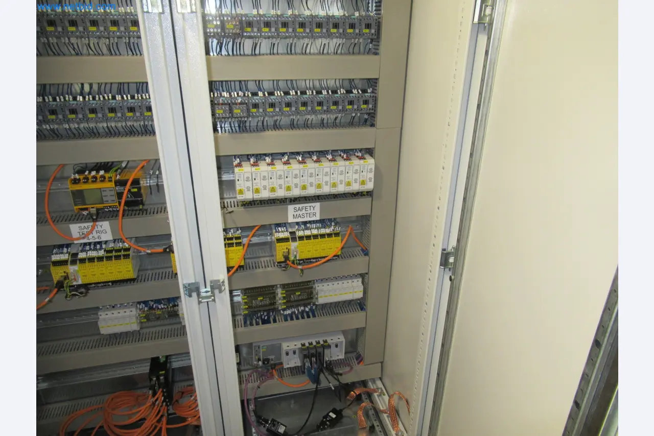 LILIUM eAircraft GmbH / LILIUM GmbH ; machines, installations d'essai et équipements d'exploitation pour la fabrication d'eVTOL-12