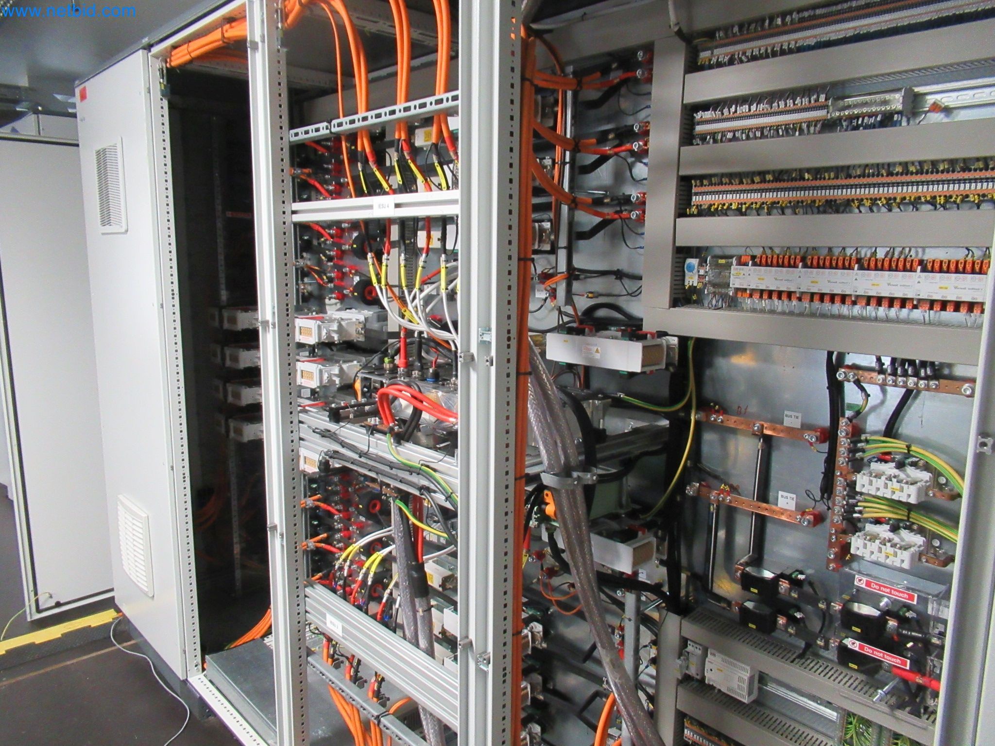 LILIUM eAircraft GmbH / LILIUM GmbH ; machines, installations d'essai et équipements d'exploitation pour la fabrication d'eVTOL-2