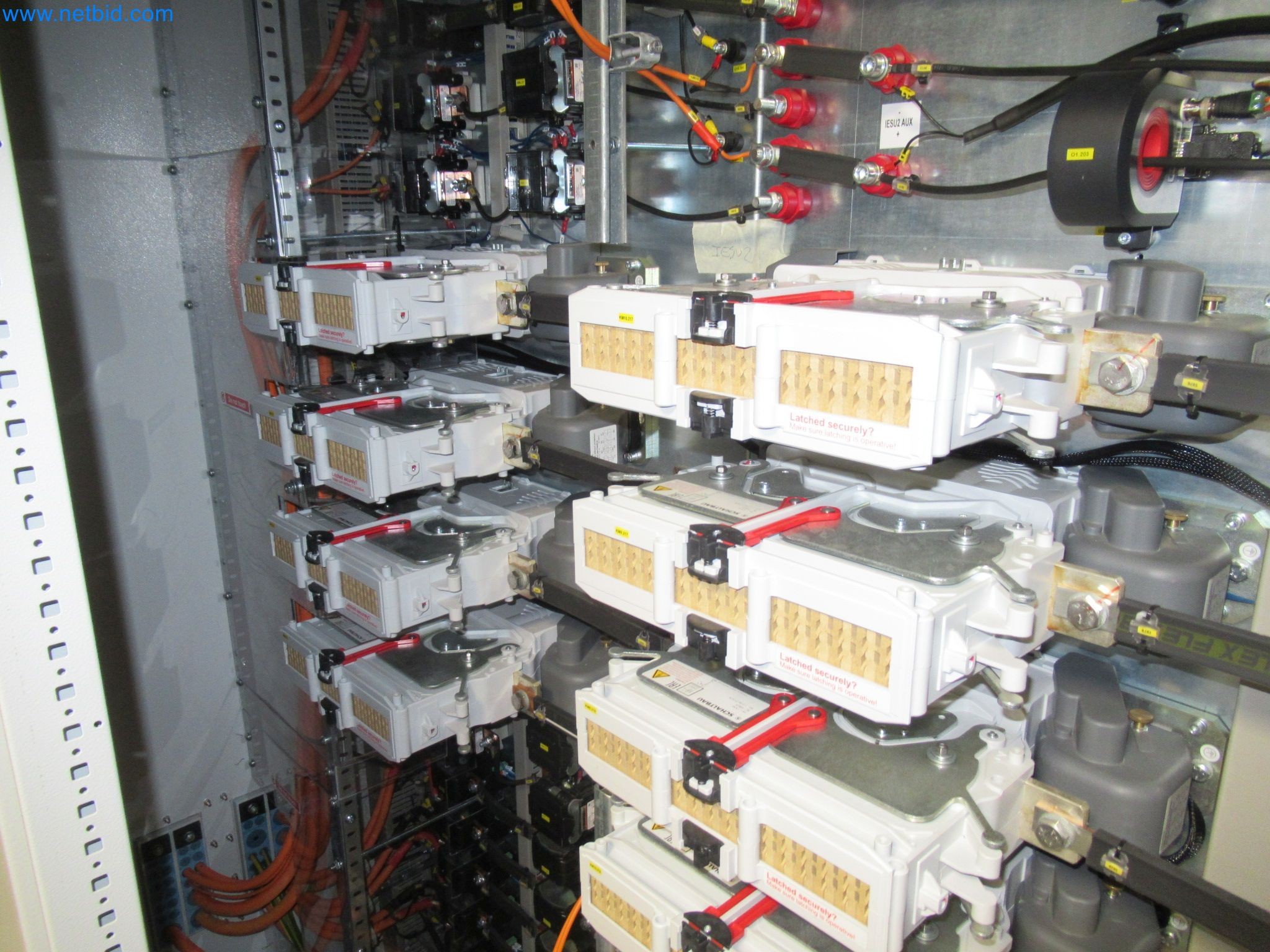 LILIUM eAircraft GmbH / LILIUM GmbH ; machines, installations d'essai et équipements d'exploitation pour la fabrication d'eVTOL-3