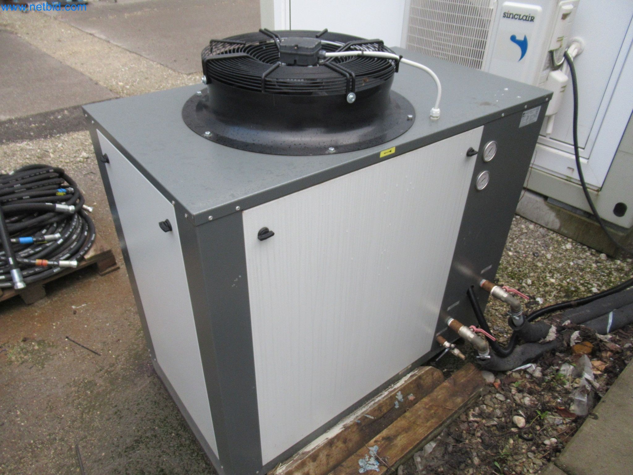 LILIUM eAircraft GmbH / LILIUM GmbH ; machines, installations d'essai et équipements d'exploitation pour la fabrication d'eVTOL-1