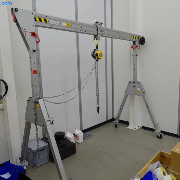 Mobile gantry workshop crane Reid Porter Gantry PGR1TS30J