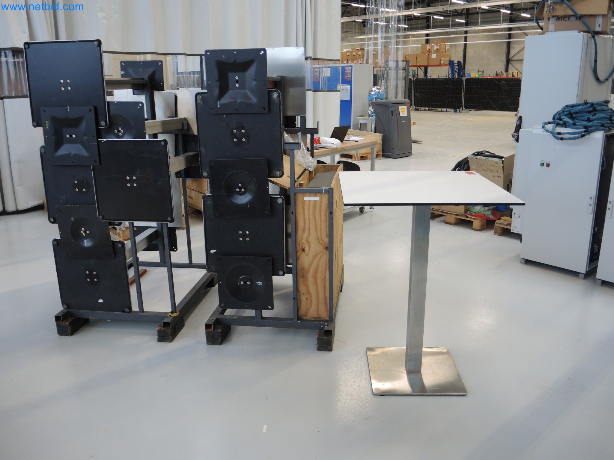 LILIUM eAircraft GmbH / LILIUM GmbH; máquinas, sistemas de ensaio e equipamento operacional para a produção de eVTOLs-1