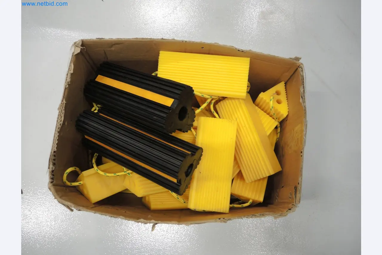 LILIUM eAircraft GmbH / LILIUM GmbH; machines, test systems and operating equipment for the production of eVTOLs-4