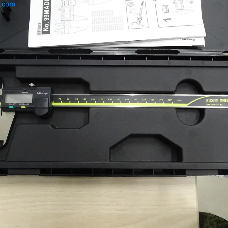 digitaler Messschieber Mitutoyo 500-162-30