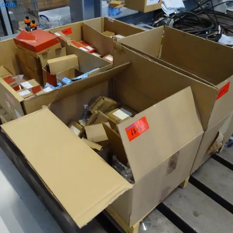 Posten Montageschrauben überwiegend Würth