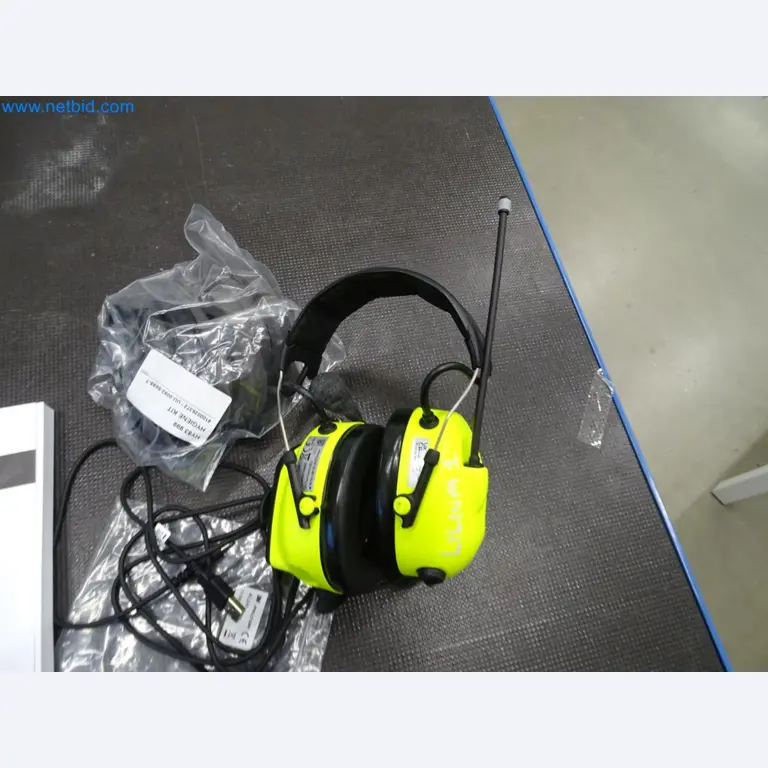 LILIUM eAircraft GmbH / LILIUM GmbH ; machines, installations d'essai et équipements d'exploitation pour la fabrication d'eVTOL-5