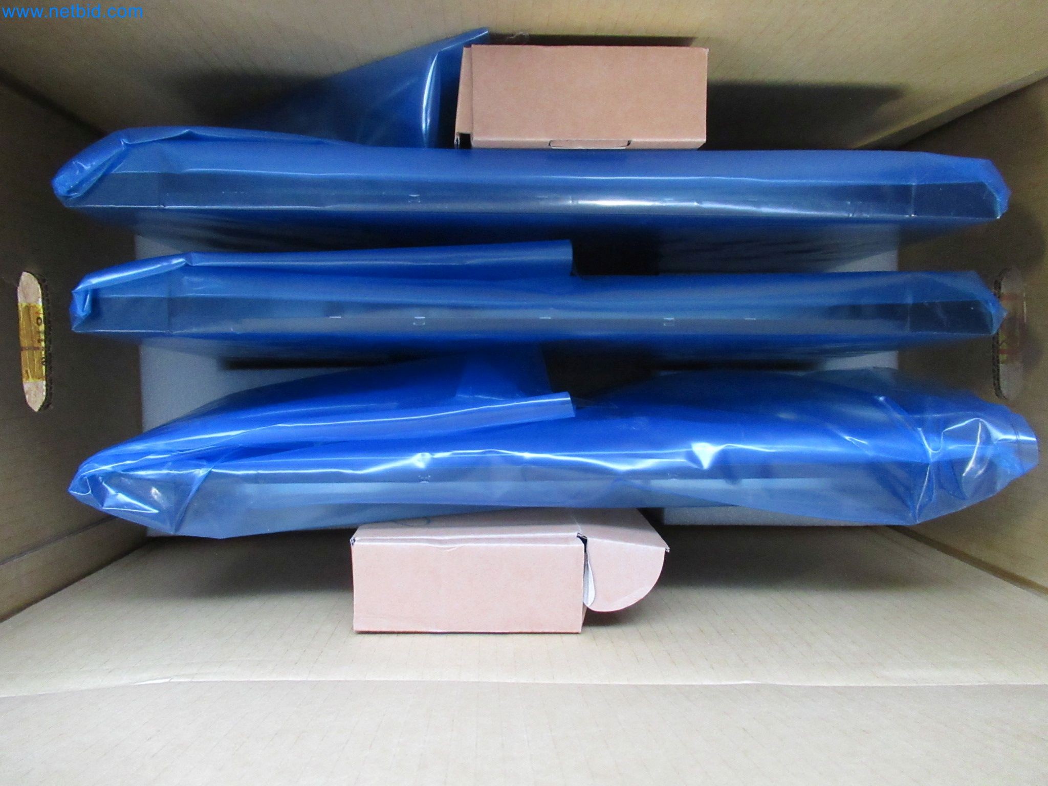 LILIUM eAircraft GmbH / LILIUM GmbH ; machines, installations d'essai et équipements d'exploitation pour la fabrication d'eVTOL-1