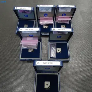 7 Triaxialer ICP Beschleunigungssensoren / ACCELEROMETER PCB Piezotronics 354B05