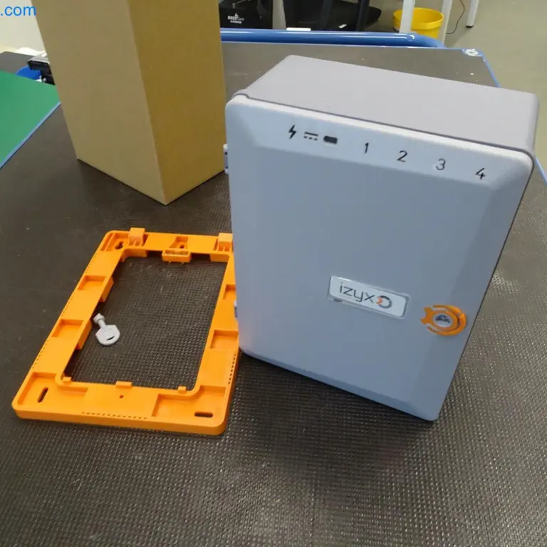 10 Netz-Ladeteil Izyx RSXV 1203C