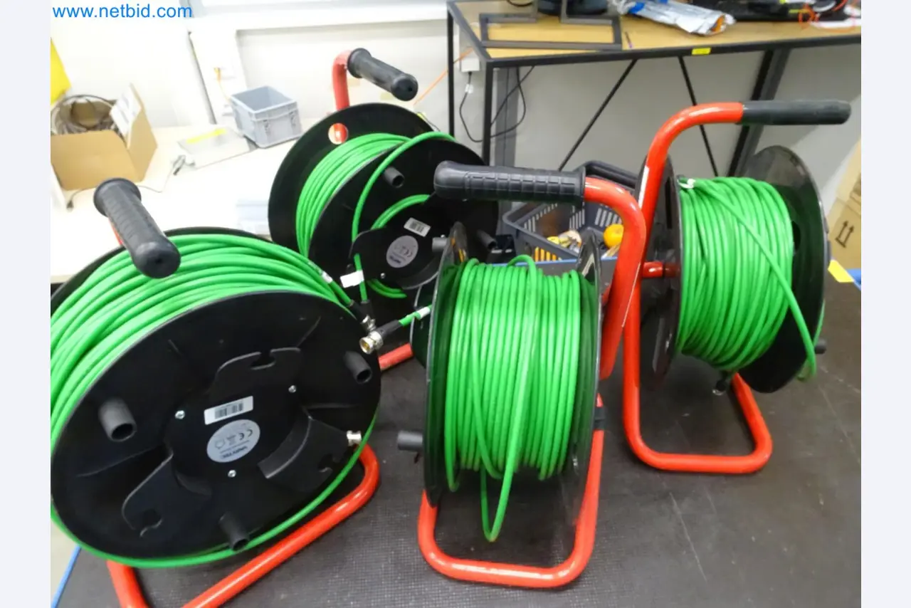 LILIUM eAircraft GmbH / LILIUM GmbH; máquinas, sistemas de ensaio e equipamento operacional para a produção de eVTOLs-1