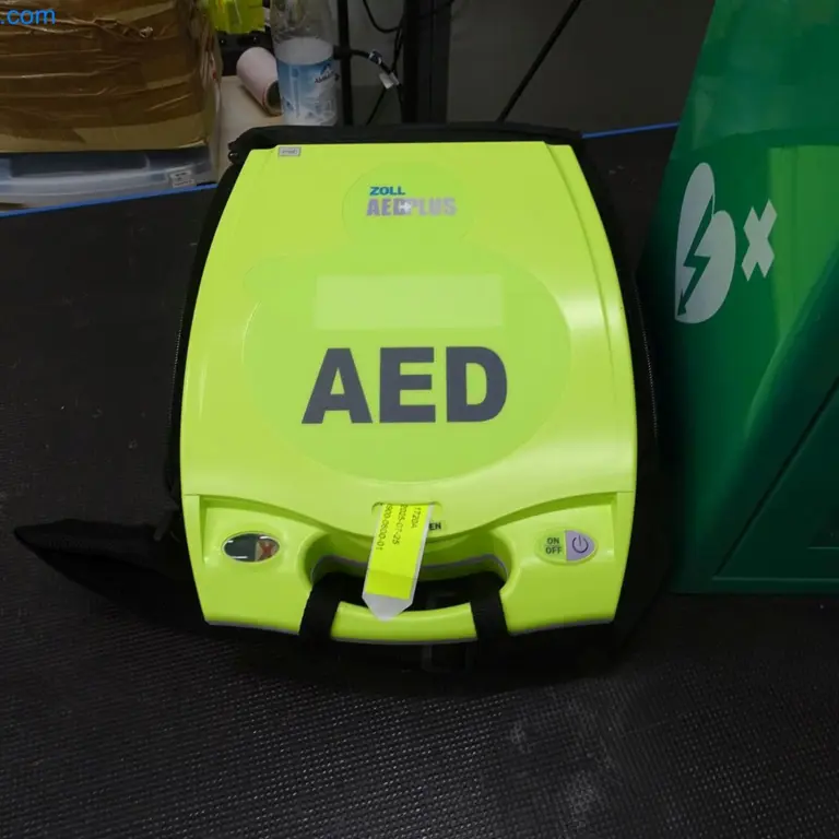 Defibrillator Zoll AED Plus