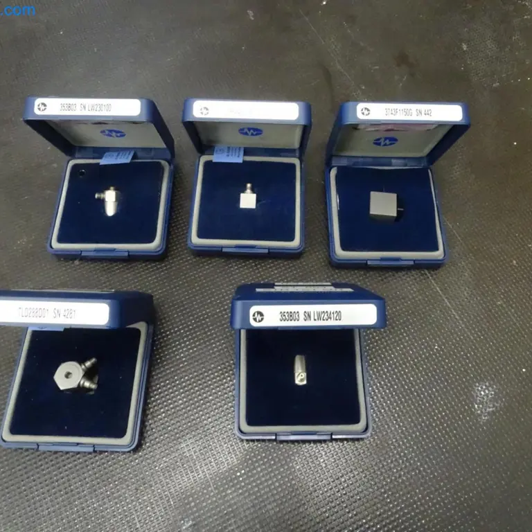 5 Messsensoren / Beschleunigungsmesser PCB Piezotronics 3743F115G, 353B03, J356A45, TLD288D01, 353B03