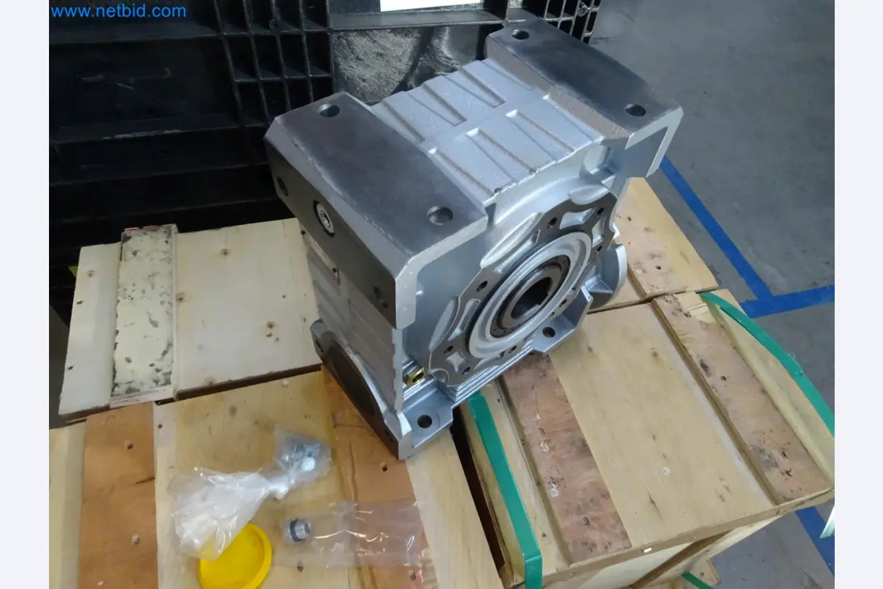 LILIUM eAircraft GmbH / LILIUM GmbH; machines, test systems and operating equipment for the production of eVTOLs-5