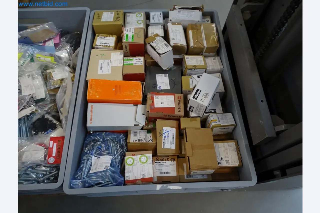 LILIUM eAircraft GmbH / LILIUM GmbH ; machines, installations d'essai et équipements d'exploitation pour la fabrication d'eVTOL-1