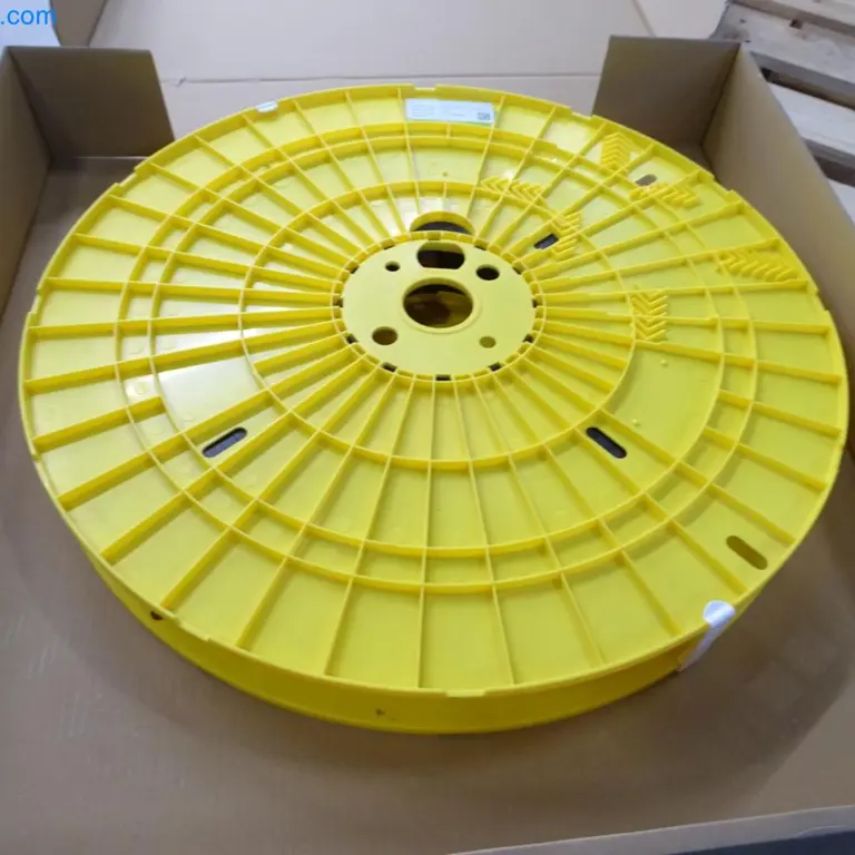 thermoplastischer Verbundwerkstoff Victrex AE 250 UDT