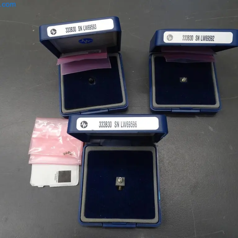 3 Accelerometer PCB Piezotronics 333B30