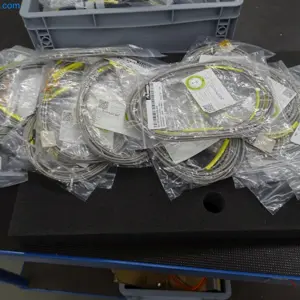 23 Temperatursensoren Omega SA1-RTD-4W-240-SB