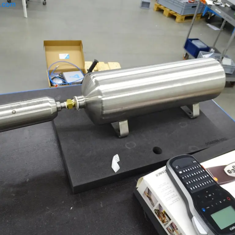 Depósito de aire comprimido Festo CRVZS-10, CRVZS-0,75