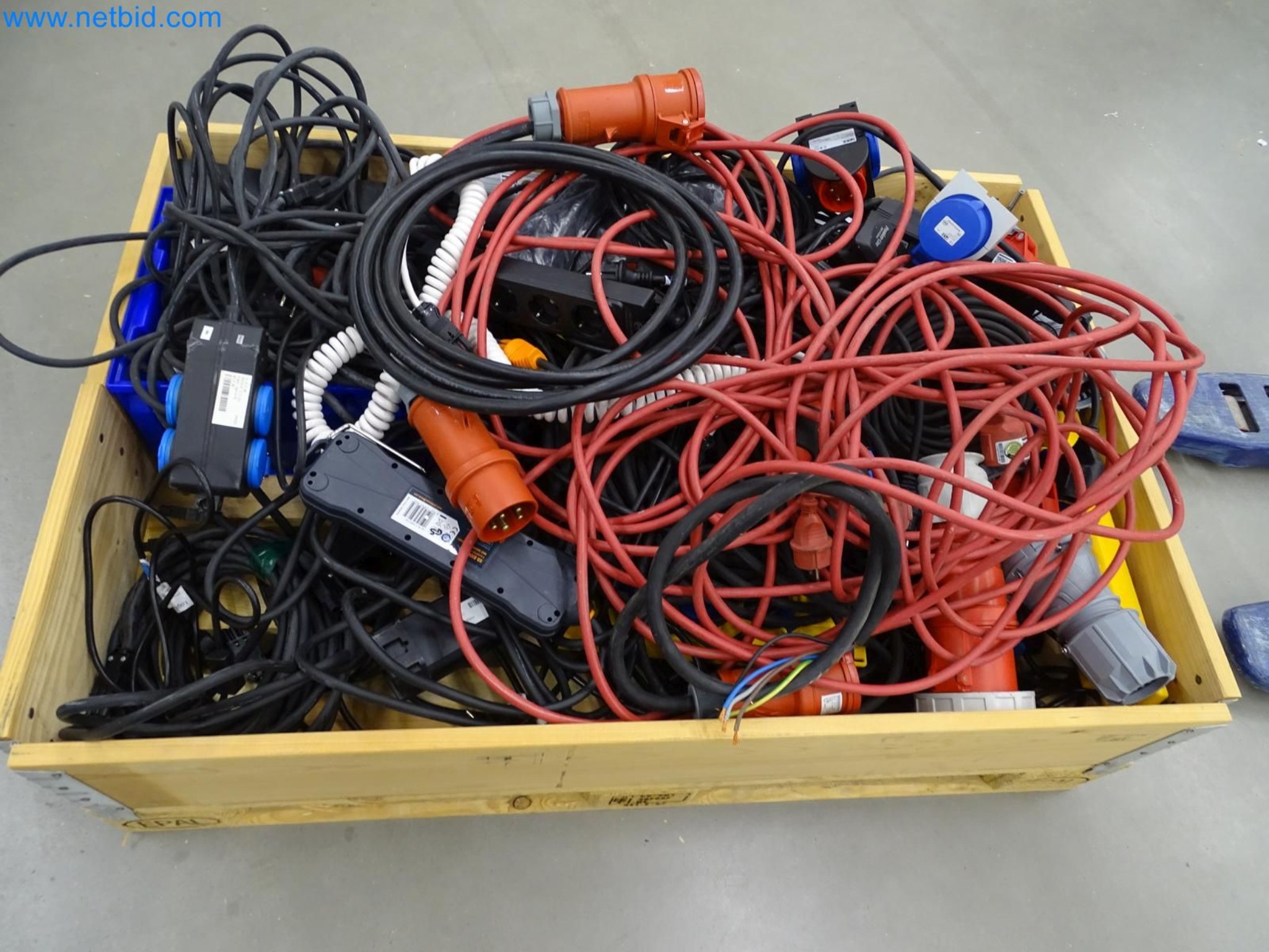 LILIUM eAircraft GmbH / LILIUM GmbH; machines, test systems and operating equipment for the production of eVTOLs-4