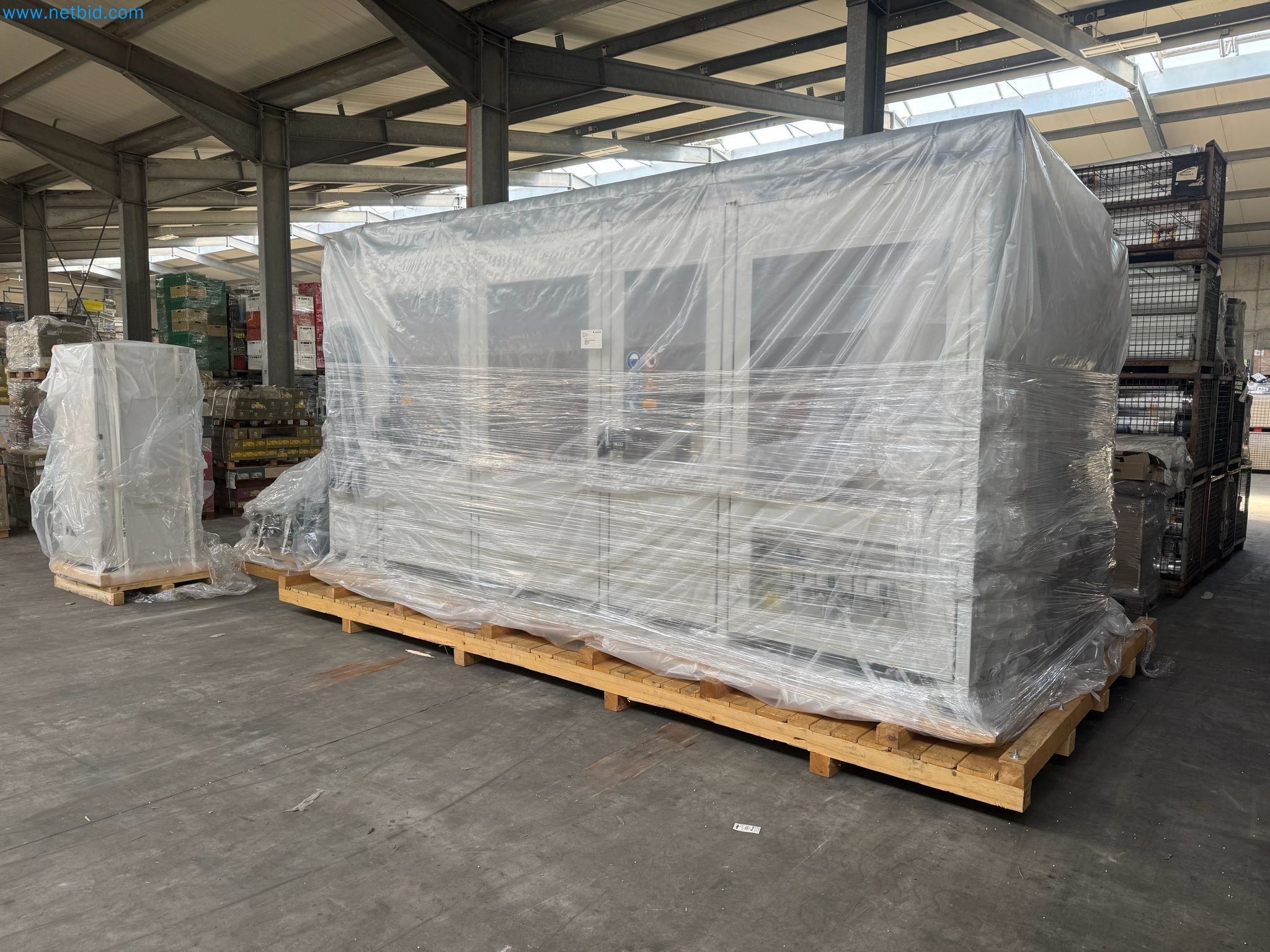 LILIUM eAircraft GmbH / Aftersale of pouch battery cell welding system and dual office container system-10