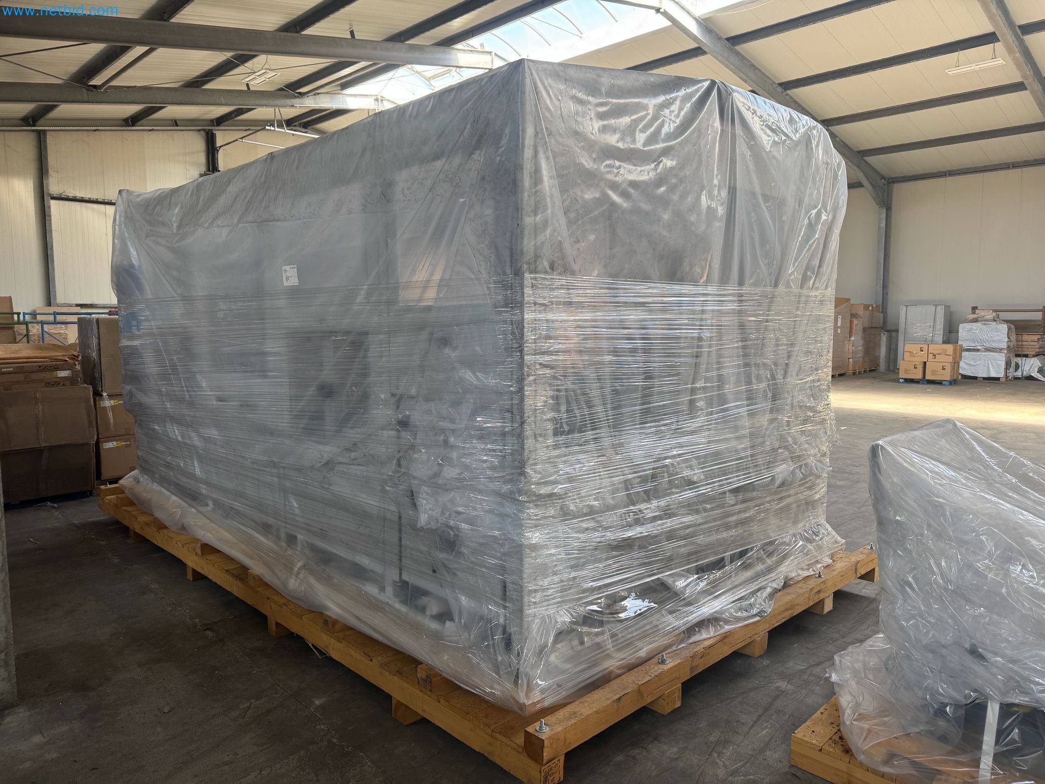 LILIUM eAircraft GmbH / Aftersale of pouch battery cell welding system and dual office container system-11