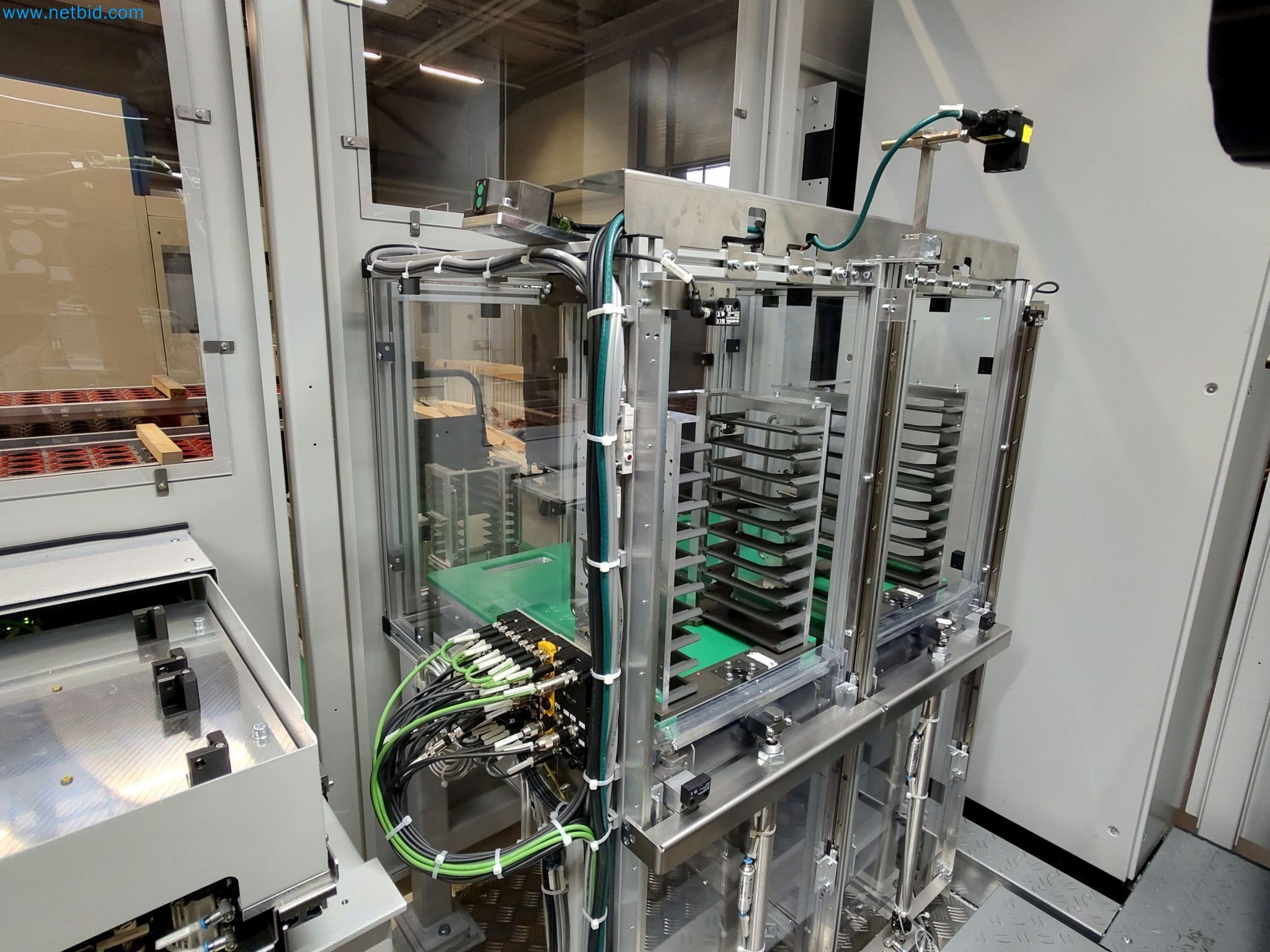 LILIUM eAircraft GmbH / Aftersale of pouch battery cell welding system and dual office container system-13