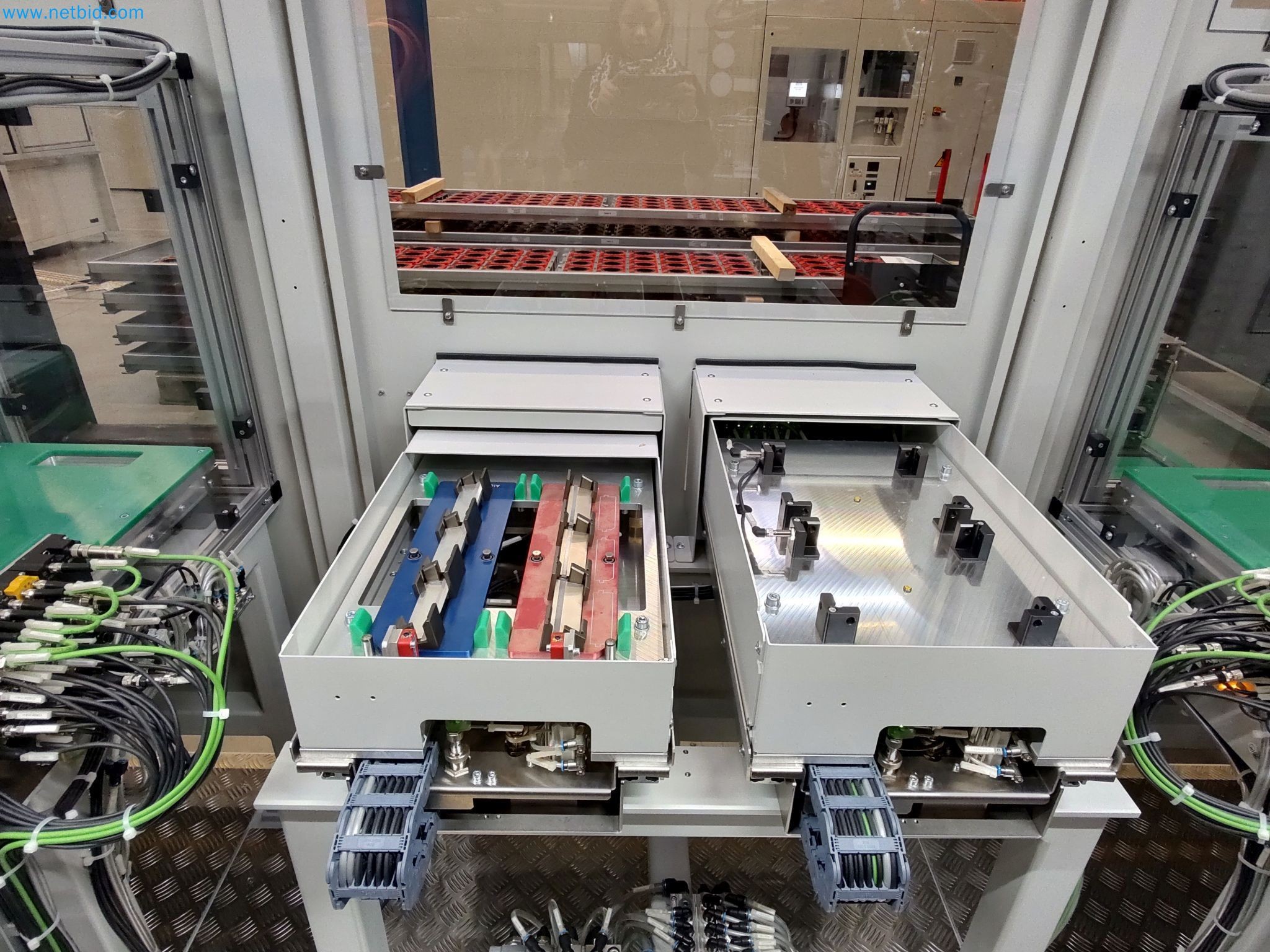 LILIUM eAircraft GmbH / Aftersale of pouch battery cell welding system and dual office container system-15