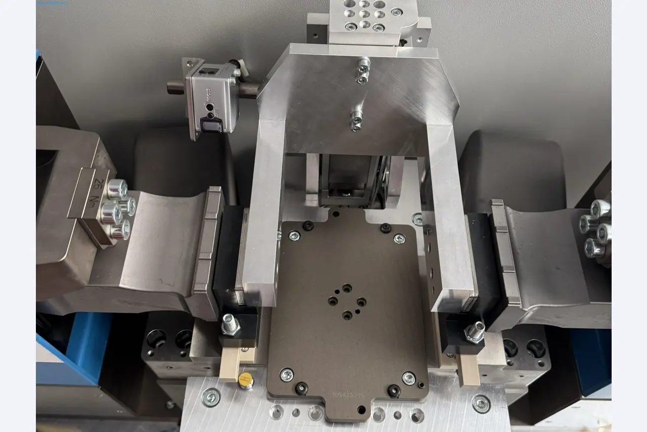 LILIUM eAircraft GmbH / Aftersale of pouch battery cell welding system and dual office container system-22
