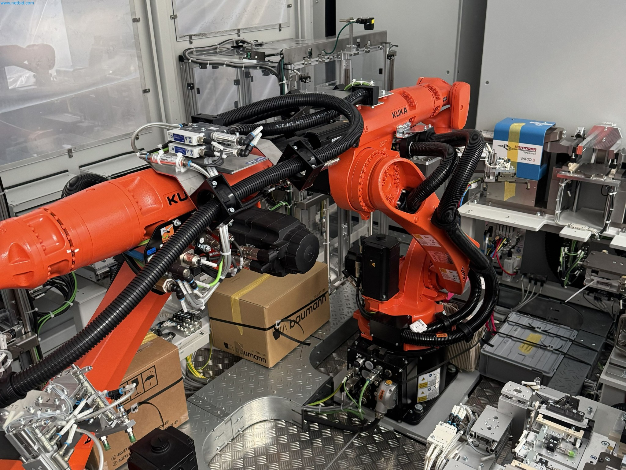 LILIUM eAircraft GmbH / Aftersale of pouch battery cell welding system and dual office container system-33